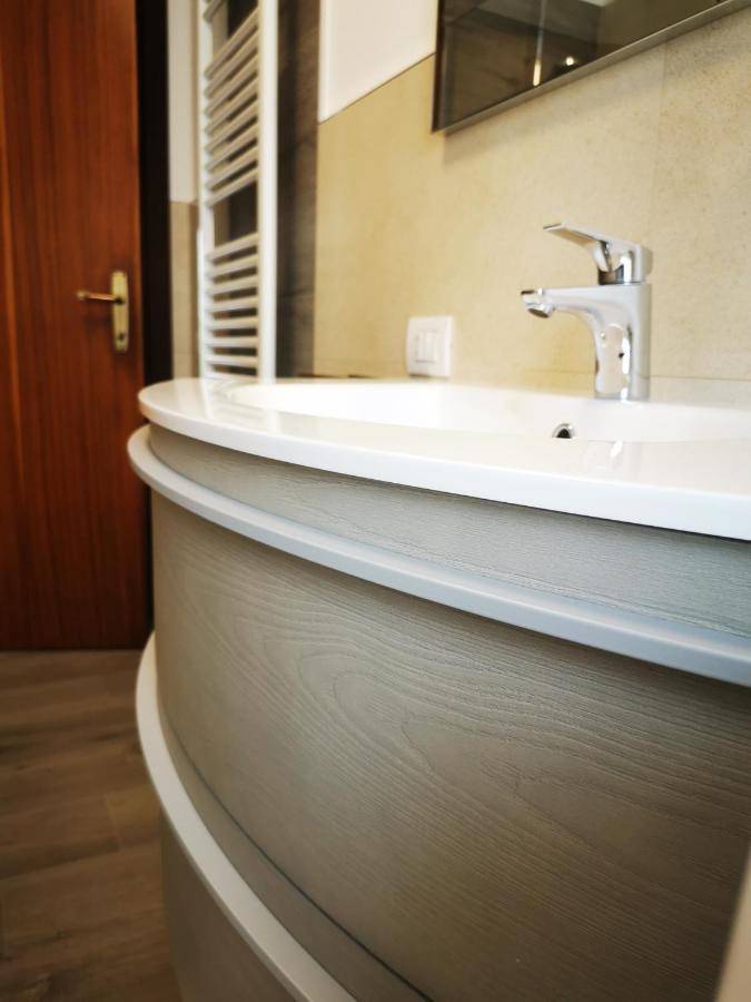 Spazioso E Completo Appartamento Con 3 Camere, Doppi Servizi, Fino A 8 Posti Letto ペダヴェーナ エクステリア 写真