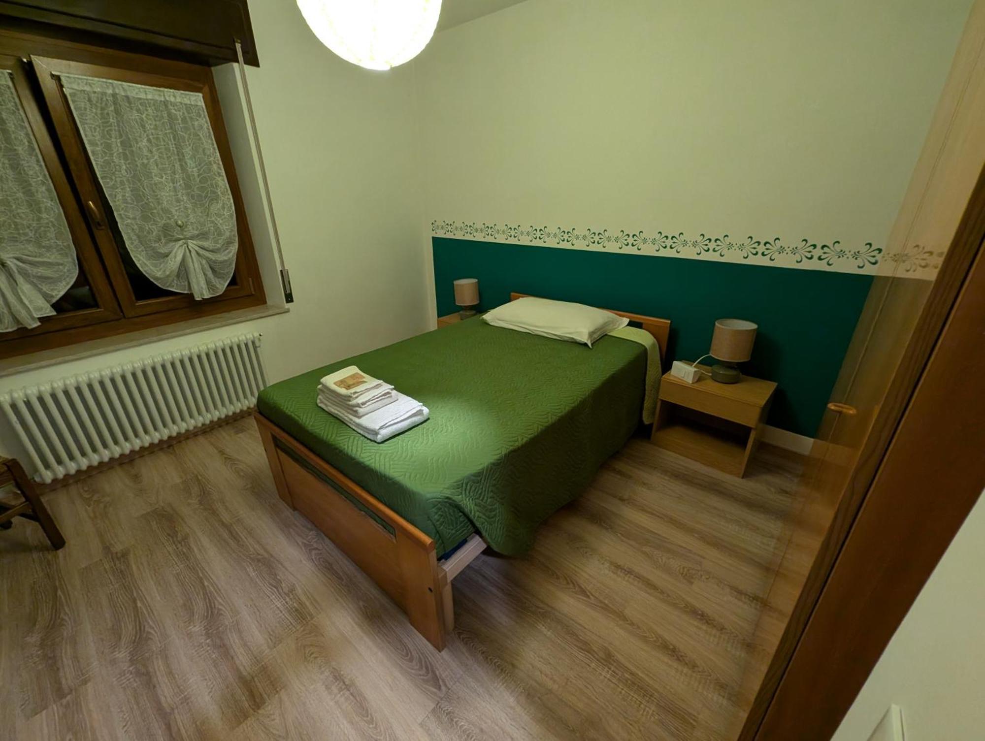 Spazioso E Completo Appartamento Con 3 Camere, Doppi Servizi, Fino A 8 Posti Letto ペダヴェーナ エクステリア 写真
